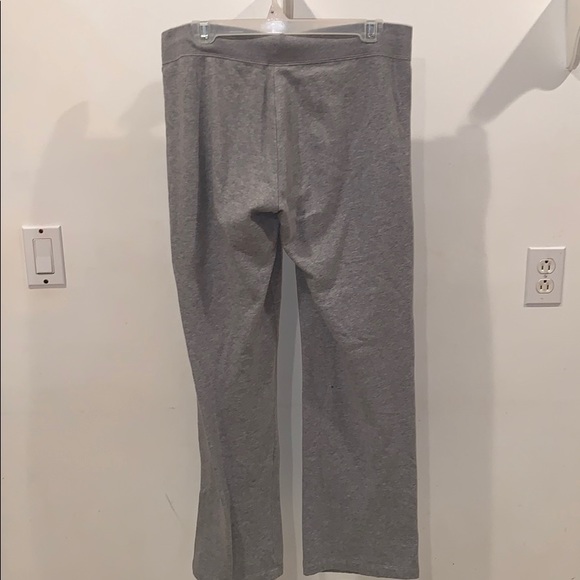 Drawstring Nike Sweatpants - Picture 3 of 4